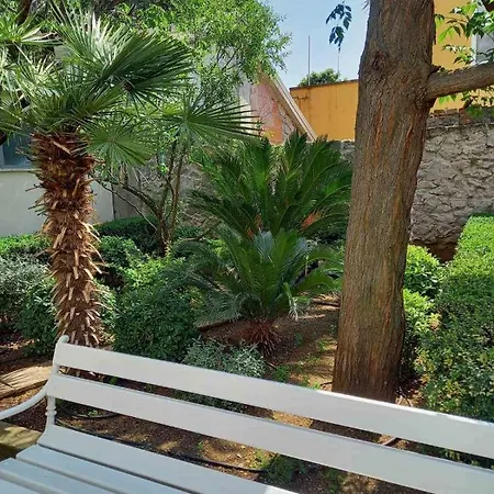 아파트 Ana, Free Garage Parking 시베니크