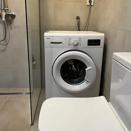 Ana, Free Garage Parking Apartament Szybenik